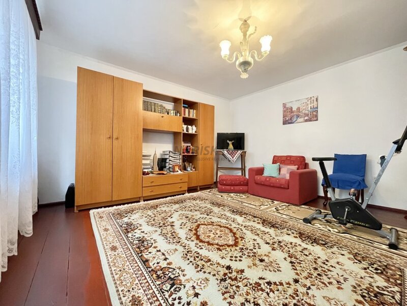 Polona Casa 5 Camere  131MP  teren 424mp  centrala  parcare