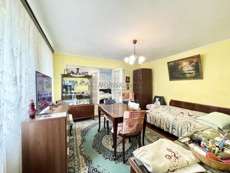 Polona Casa 5 Camere  131MP  teren 424mp  centrala  parcare